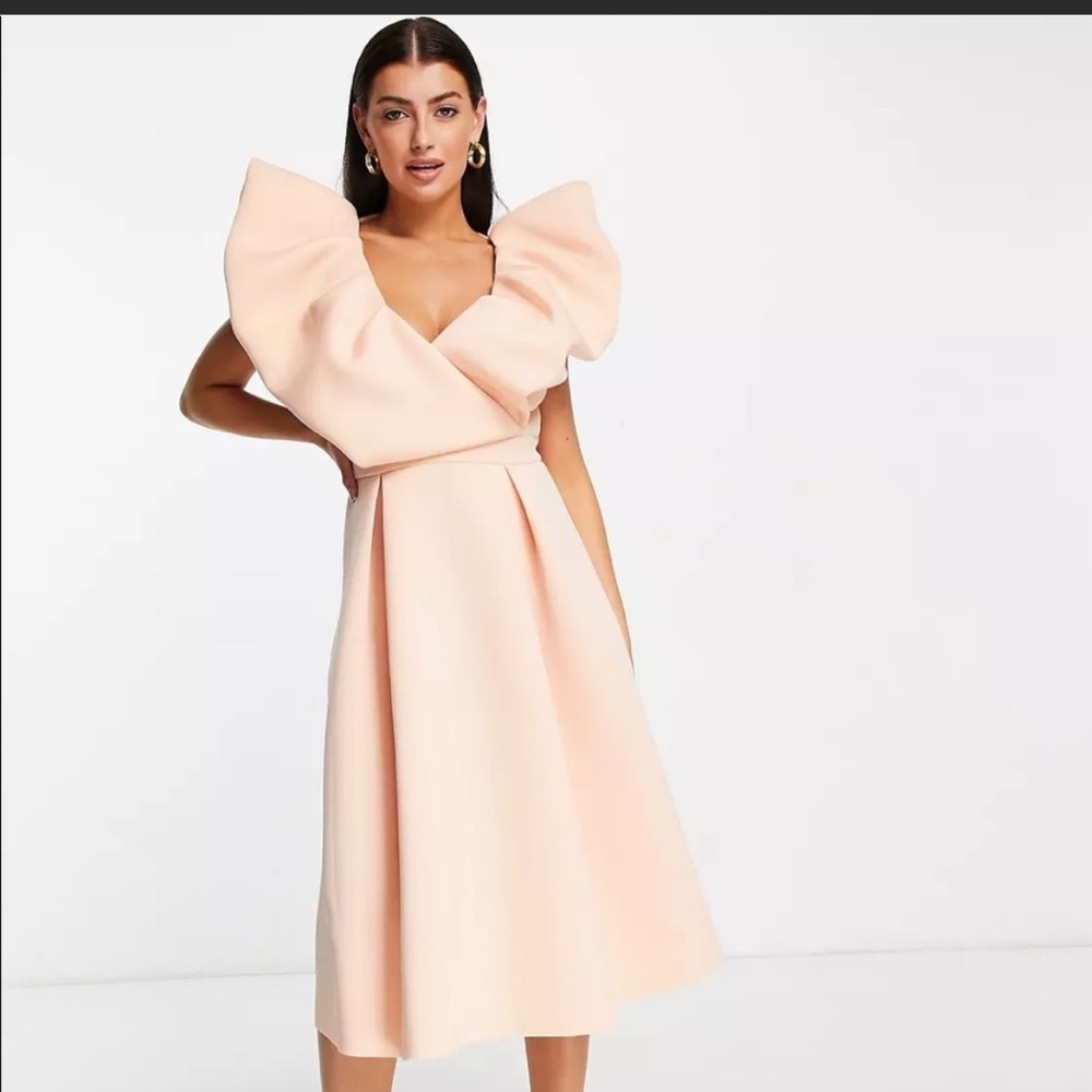 Exaggerated bubble sleeve prom midi dress in light pink